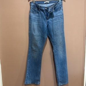 Levi's Women's Classic Bootcut Light Blue Denim Jeans 5 Pocket Zip Close